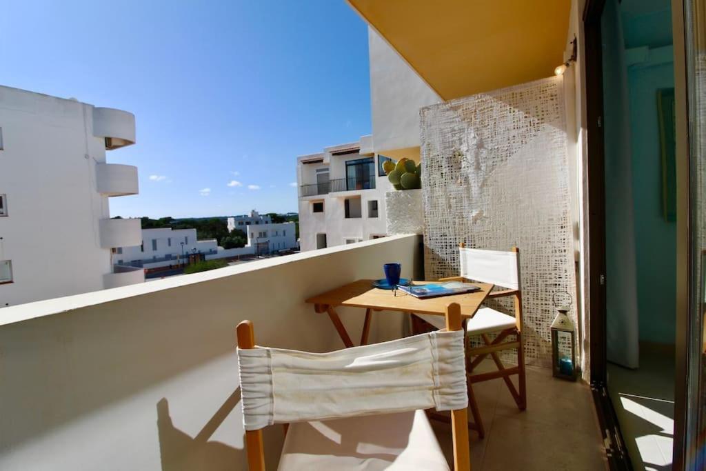 Agradable Apartamento Con Terraza En Formentera Эс-Пужоль Экстерьер фото